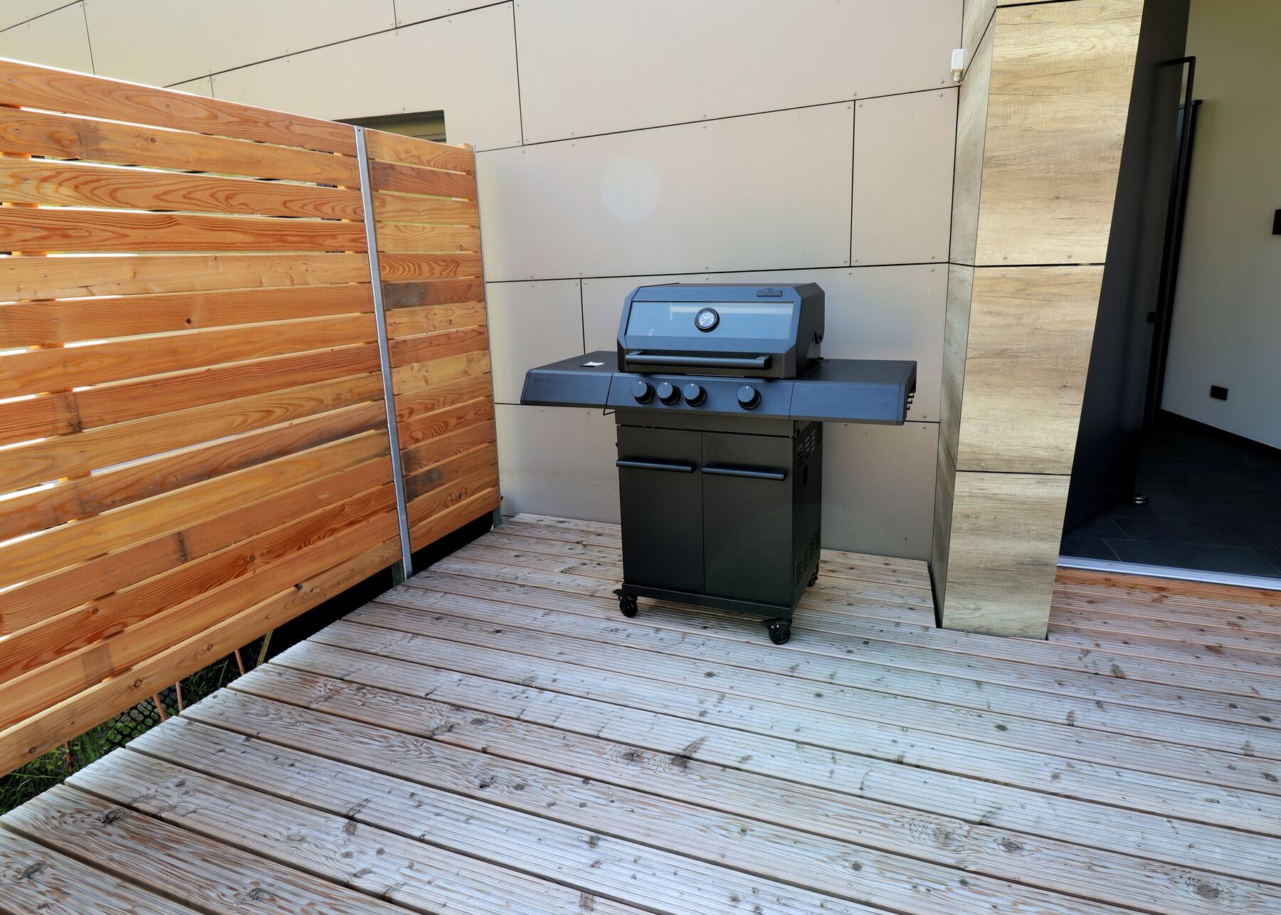 Grillplatz auf der Terrasse